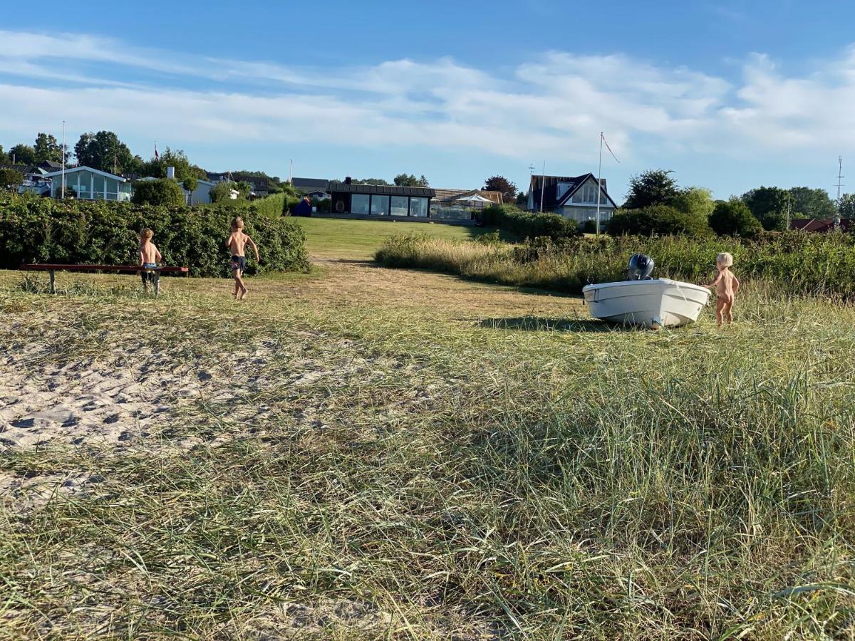 Strandhuset. Asperup Exterior foto